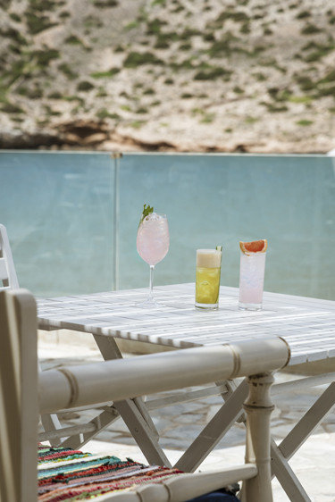 Cavos Bar de Piscine ouvert toute la journée