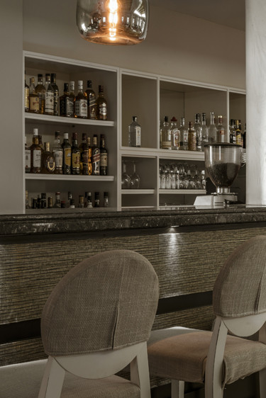 Ermoúpolis Bar Et Salon