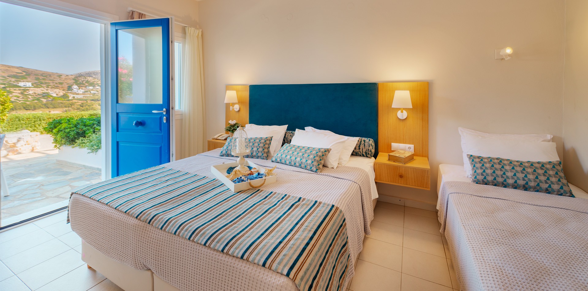 Traditional Double Room | Syros Accommodation